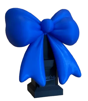 3D tištěný maskot s mašlí